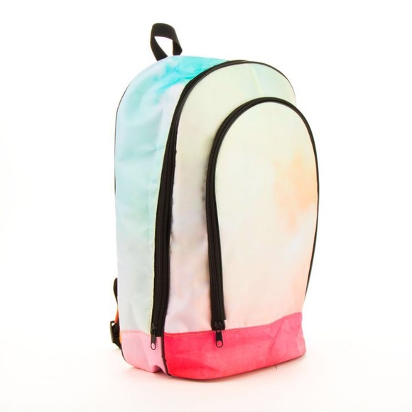 Paper Destiny Rainbow Cloud Backpack - Picture 2 of 8